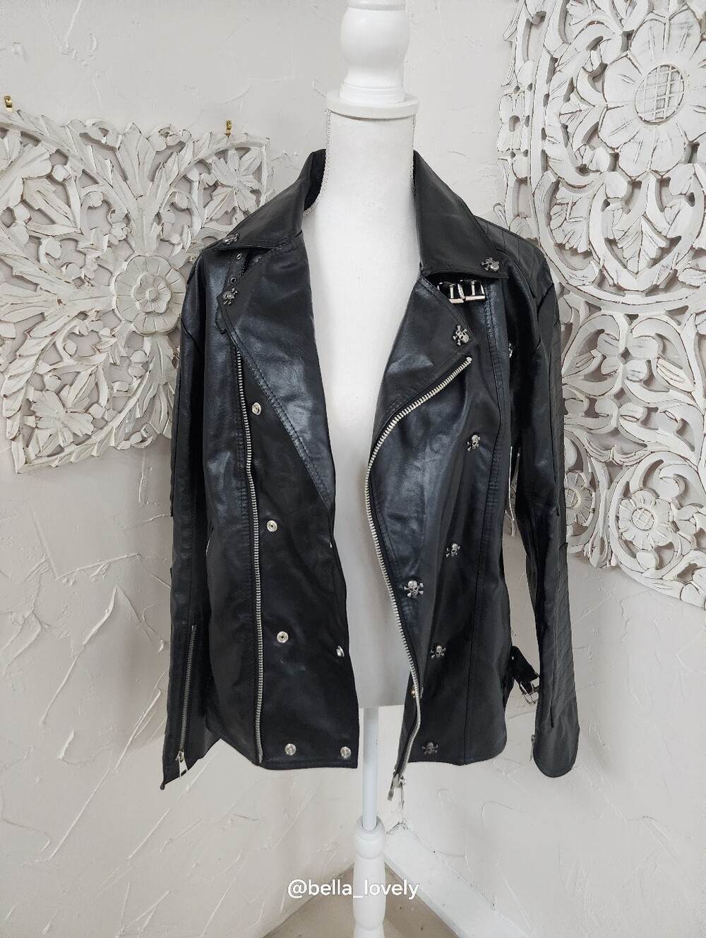 NWT Black Moto Jacket with Skull Studs - Picture 5 of 10